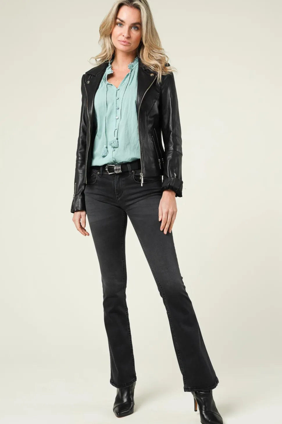 Flared Stretch Jeans Melrose L32 | Black... | Lois Jeans | Little Soho