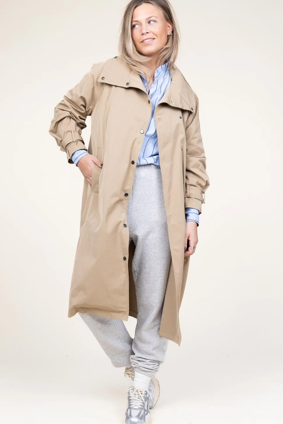 Half Padded Trenchcoat Fransis | Beige... | Co'Couture | Little Soho