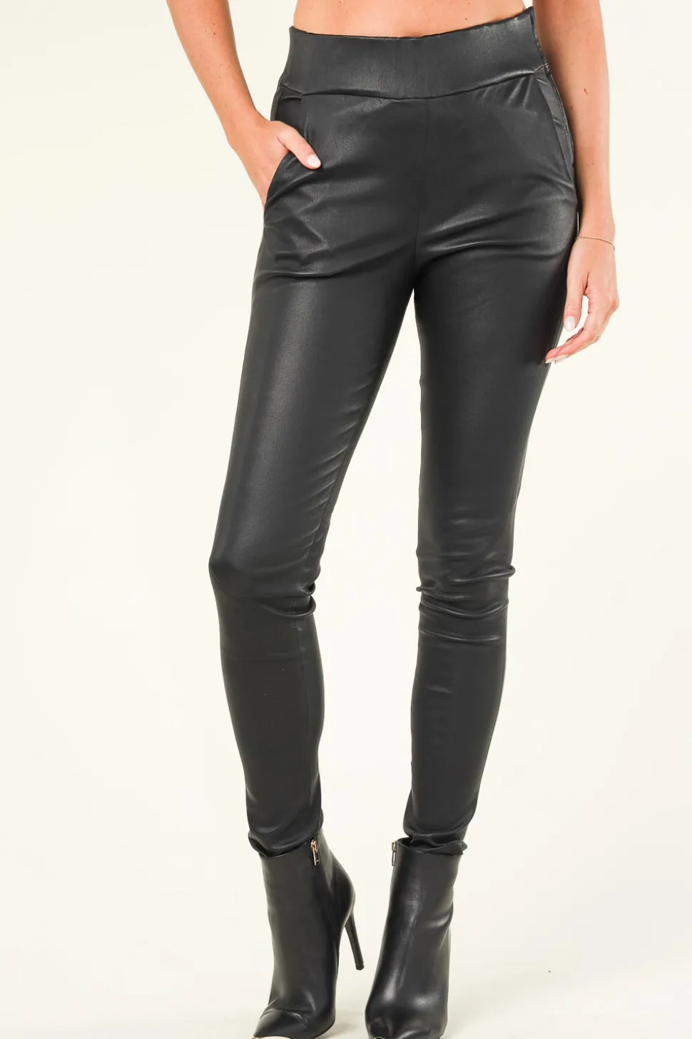 Lamb Leather Stretch Leggings Eden | Black... | Studio Ar | Little Soho
