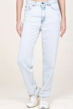 Non-Stretch Straight Jeans Joybird L32 | Blue... | American Vintage | Little Soho