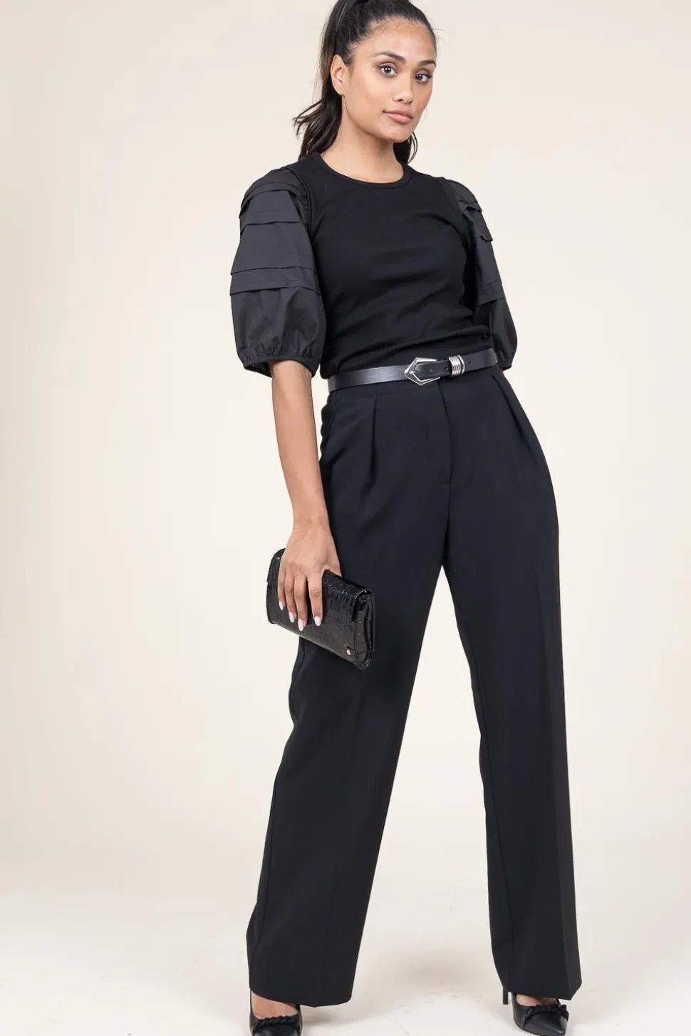Pleated Trousers Fique | Black... | Second Female | Little Soho