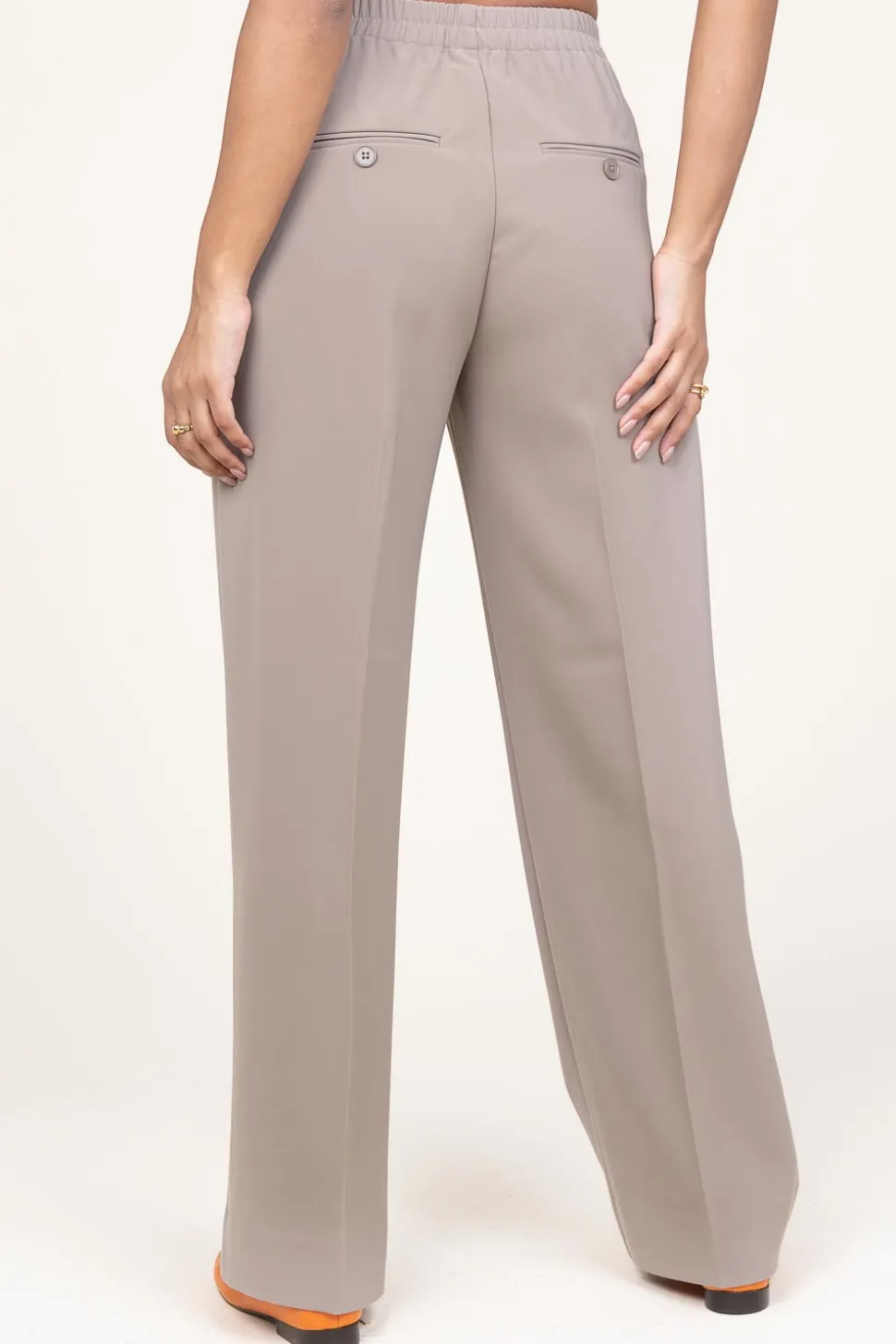 Pleated Trousers Fique | Taupe... | Second Female | Little Soho