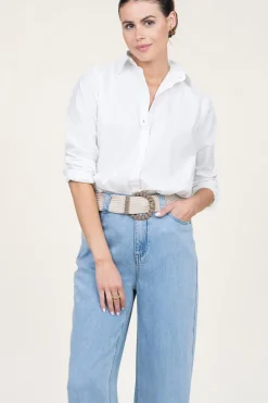 Poplin Boyfriend Blouse Iconic | White... | Moment Amsterdam | Little Soho