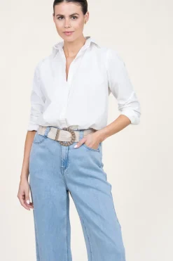 Poplin Boyfriend Blouse Iconic | White... | Moment Amsterdam | Little Soho