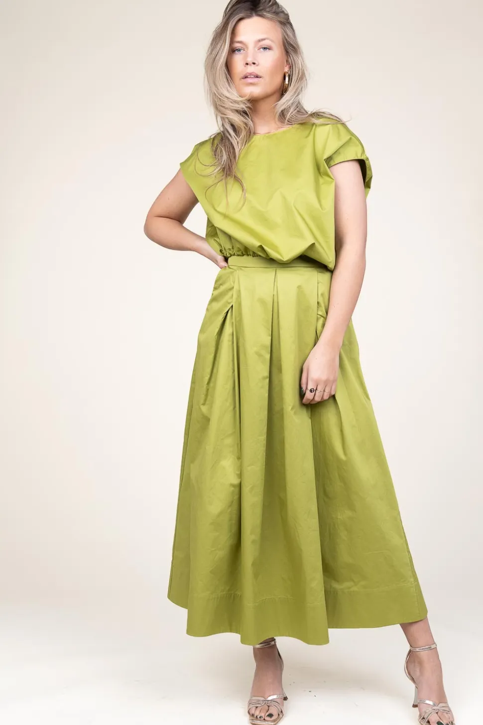 Poplin Maxi Skirt With Pockets Kelly | Green... | Devotion | Little Soho
