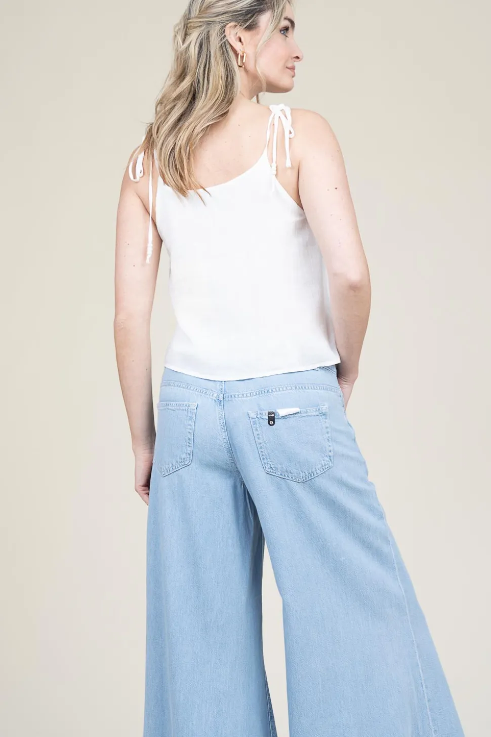 Top With Butterfly Embroidery Thais | Natural... | Berenice | Little Soho