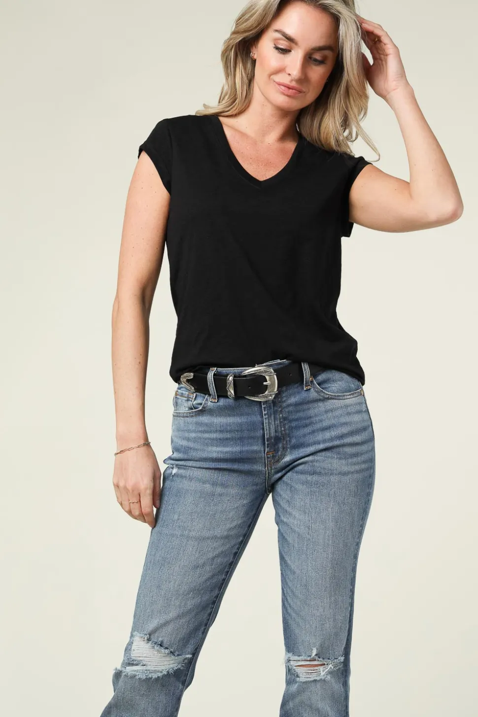 T-Shirt With V-Neck Vera | Black... | Cc Heart | Little Soho