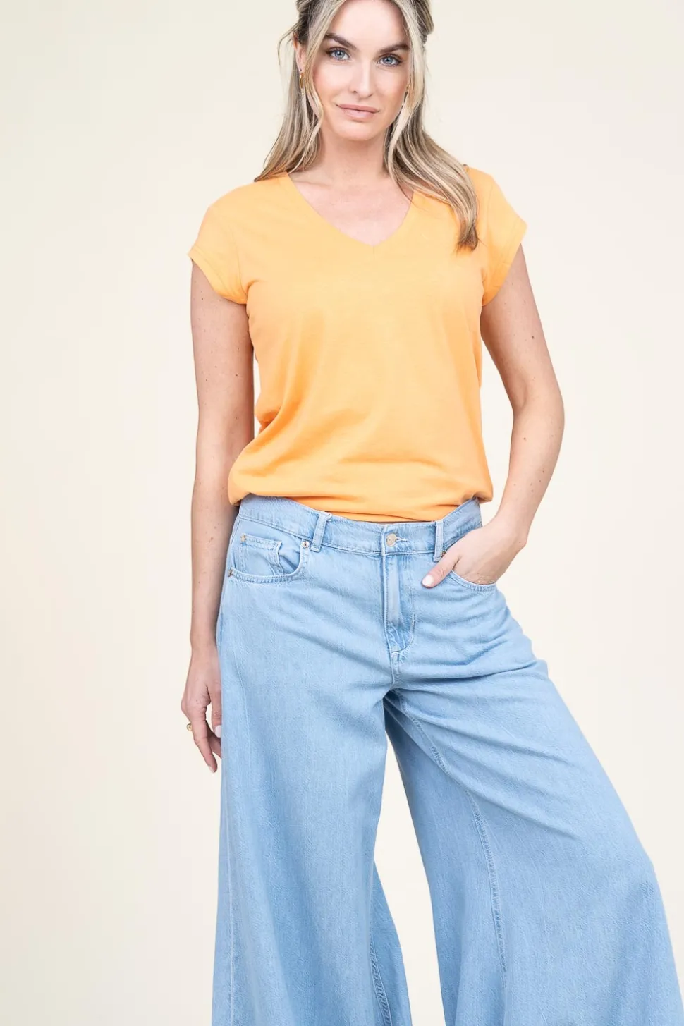 T-Shirt With V-Neck Vera | Orange... | Cc Heart | Little Soho