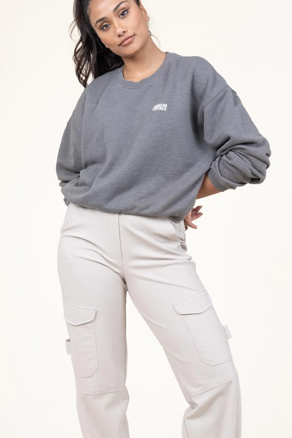 Washed Sweater Doven | Grey... | American Vintage | Little Soho