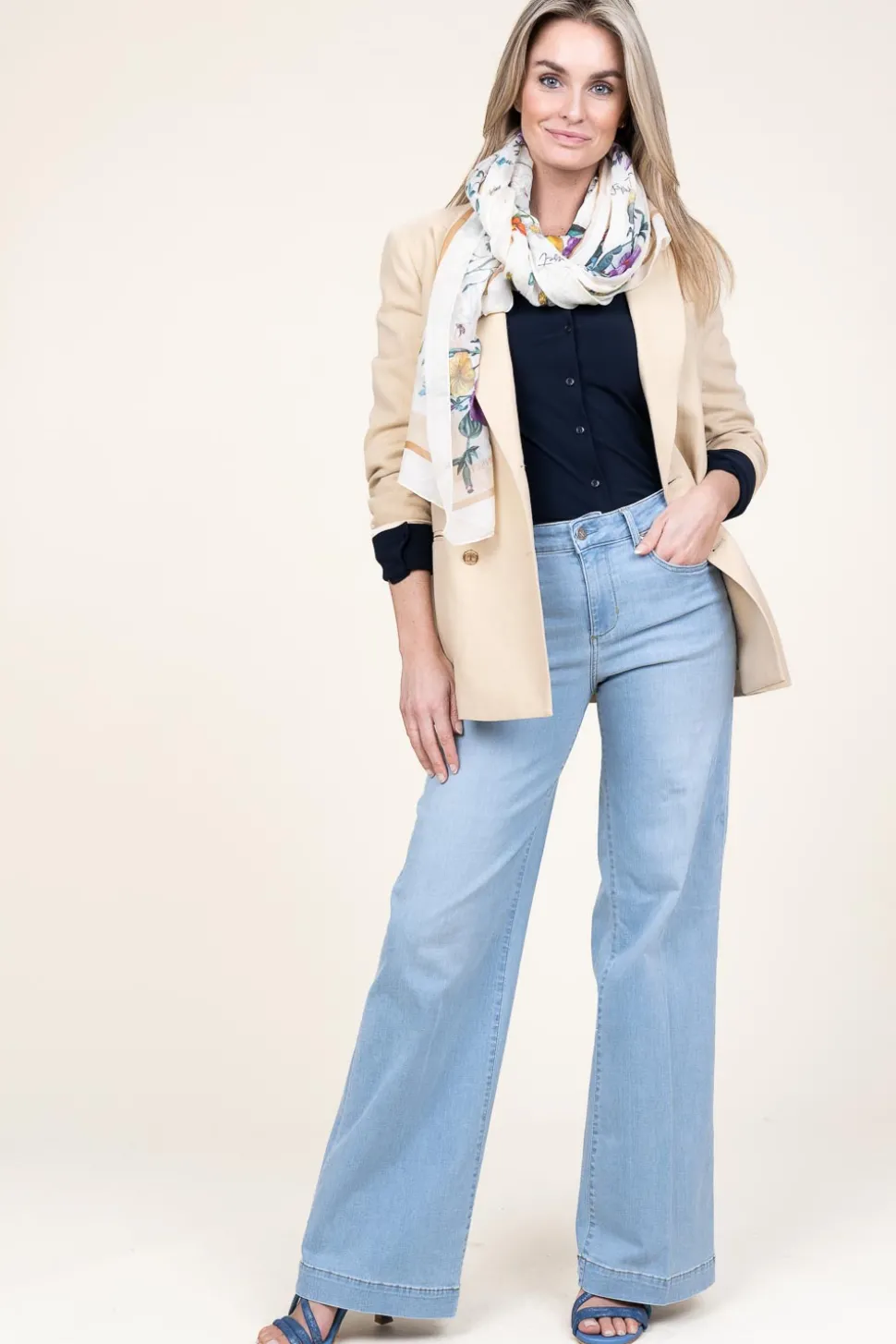 Wide Leg Regular Fit Jeans Mendola L34 | Blue... | Liu Jo | Little Soho